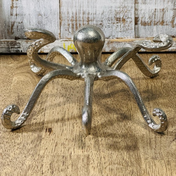 The Unbranded Brand Other - Octopus Shelf Decor Pewter Finish Nautical Statue Coastal Marine Life Figure 11"